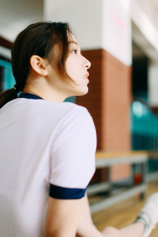 年轻的表妹